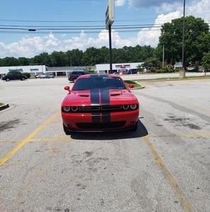 Meet your Posher, Dennis